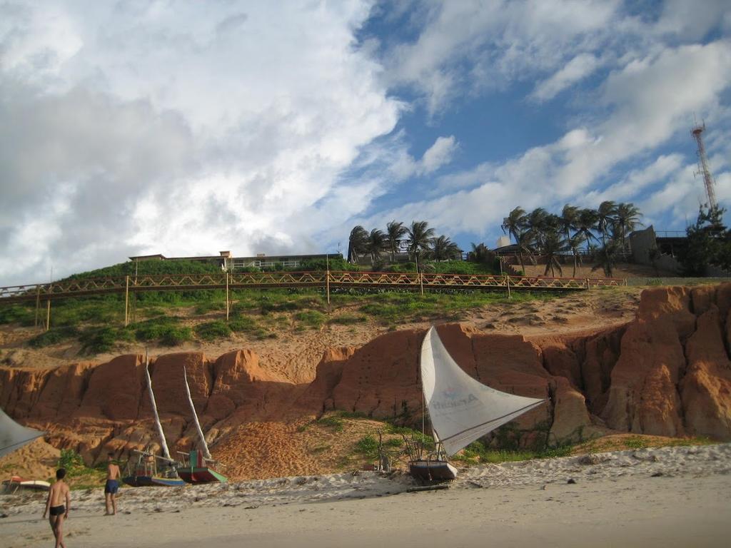 Pousada Azul Marinho Canoa Quebrada Bagian luar foto
